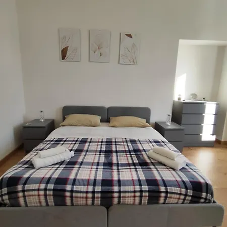 Privatunterkunft Luxury House Neapel