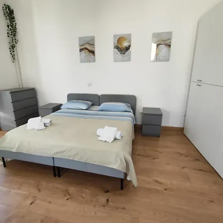 Luxury House * Naples