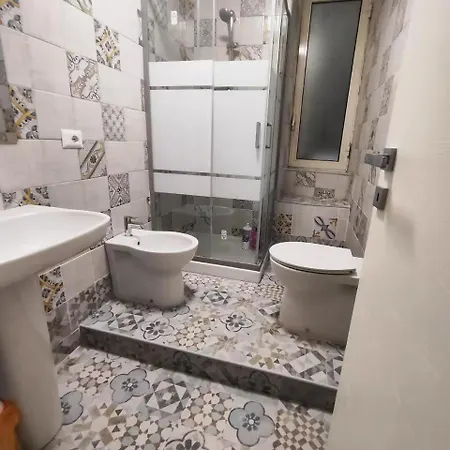 Δωμάτια σε οικογενειακή κατοικία Luxury House