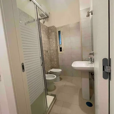 Δωμάτια σε οικογενειακή κατοικία Luxury House